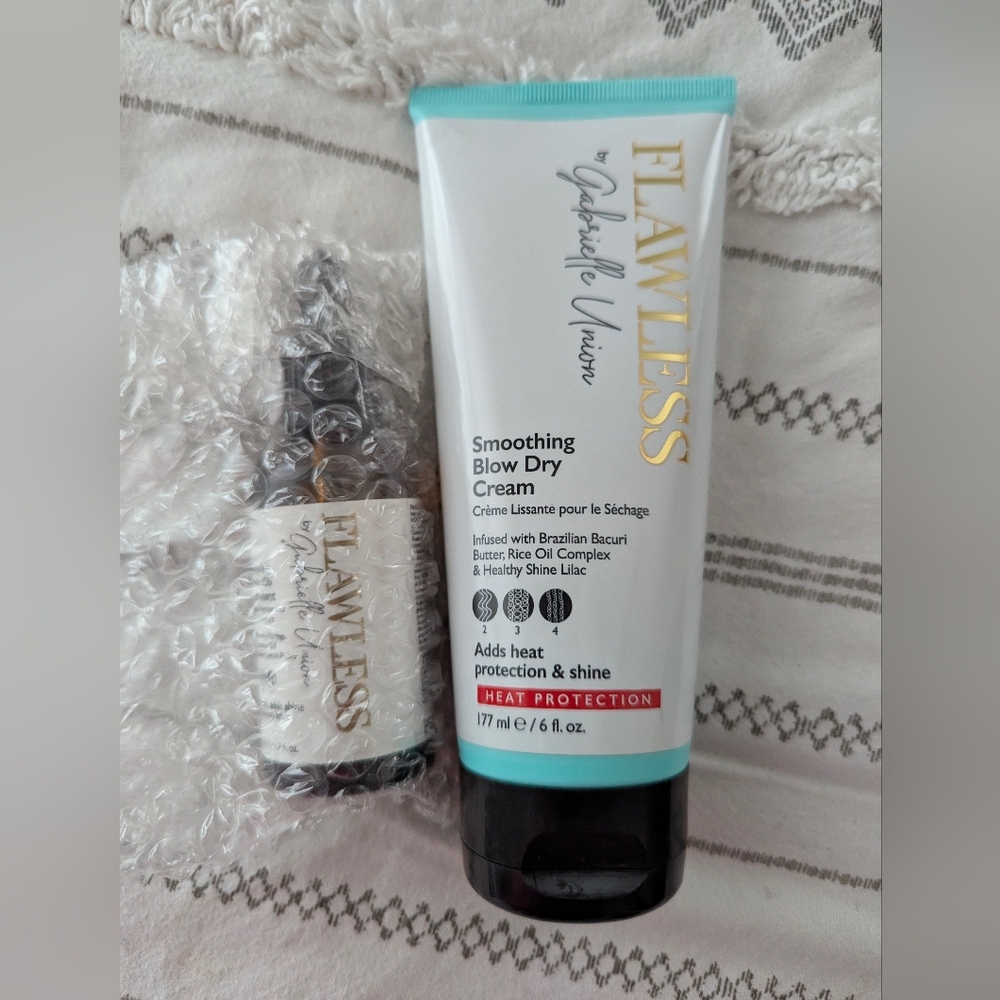 NWT Flawless Smoothing Blow Dry Cream and Oil Set